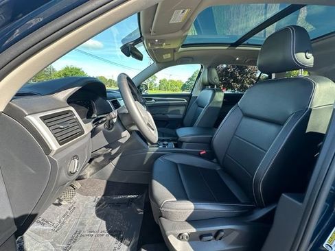 Used 2023 Volkswagen Atlas SE AWD/4WD image 16