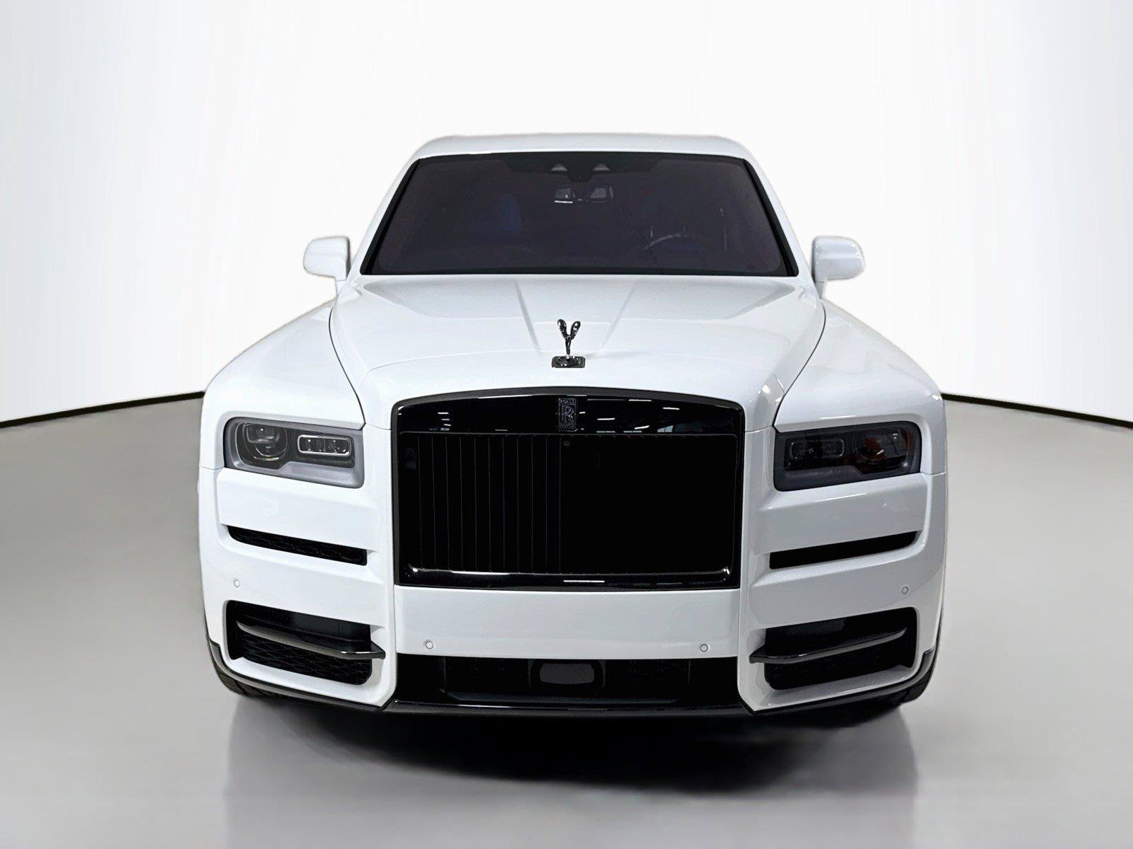 Used 2023 Rolls-Royce Cullinan Black Badge w/ Dark Exterior Package AWD/4WD image 9