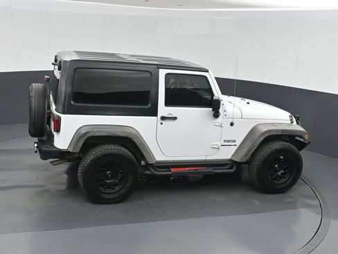 Used 2013 Jeep Wrangler Sport AWD/4WD image 31