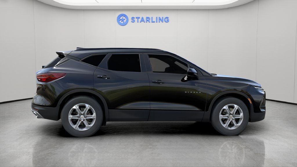 New 2026 Chevrolet Blazer LT w/ Convenience Package FWD image 4