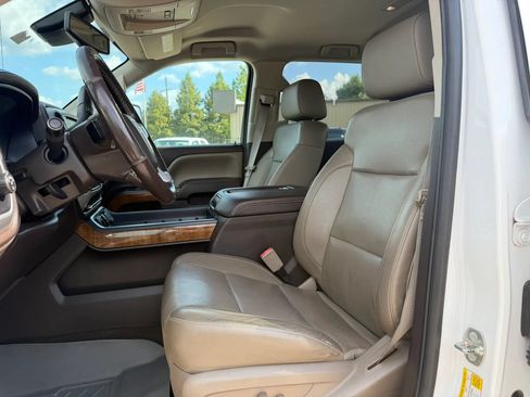 Used 2015 GMC Sierra 2500 SLT w/ Duramax Plus Package AWD/4WD image 11