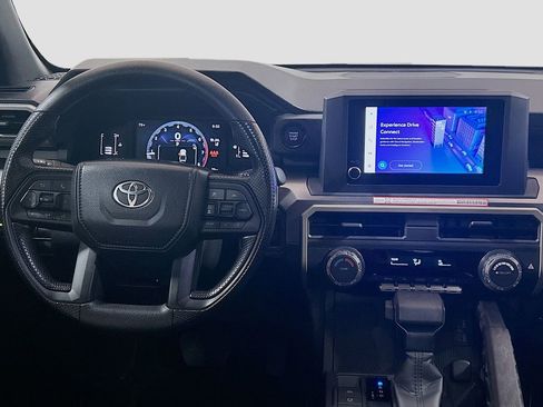 Used 2025 Toyota Tacoma SR5 image 18