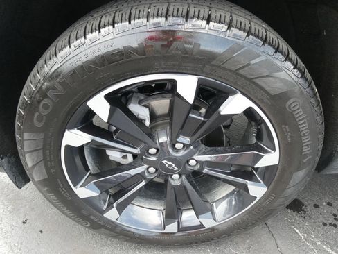Certified 2026 Chevrolet Equinox RS w/ Convenience Package III FWD image 11