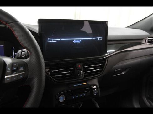 Certified 2024 Ford Escape ST-Line w/ Tech Pack #1 AWD/4WD image 10