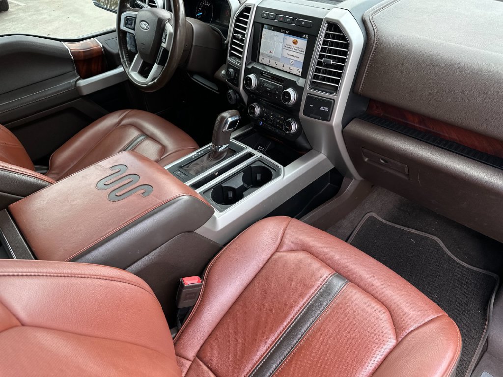 Used 2018 Ford F150 King Ranch w/ Equipment Group 601A Luxury AWD/4WD image 14