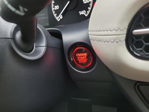 Used 2023 Honda HR-V EX-L image 29