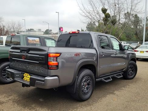 New 2026 Nissan Frontier PRO-4X w/ Pro-4x Convenience Package image 4