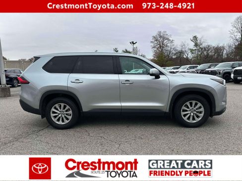 Certified 2024 Toyota Grand Highlander XLE image 5