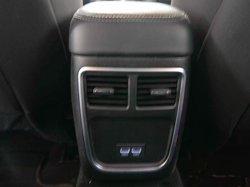 Used 2022 Dodge Charger SXT RWD image 8