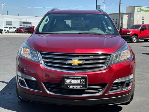 Used 2016 Chevrolet Traverse LT AWD/4WD image 2