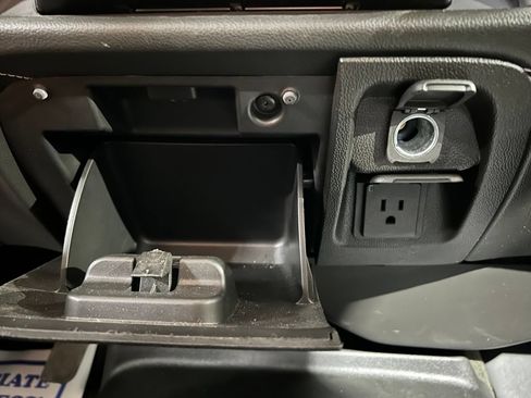 Used 2017 GMC Sierra 1500 SLE AWD/4WD image 31