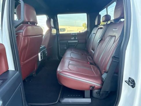 Certified 2022 Ford F250 Platinum w/ FX4 Off-Road Package AWD/4WD image 16