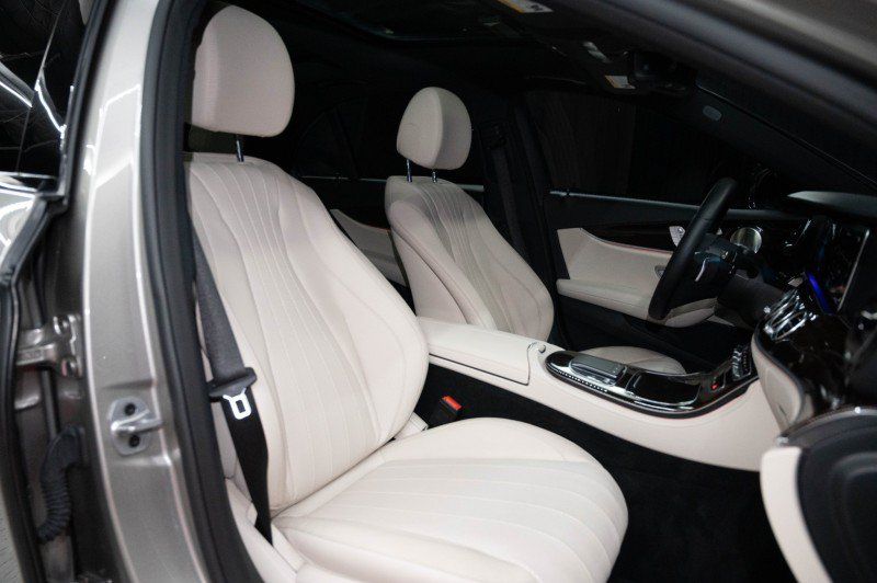 Used 2022 Mercedes-Benz E 350 Sedan image 12