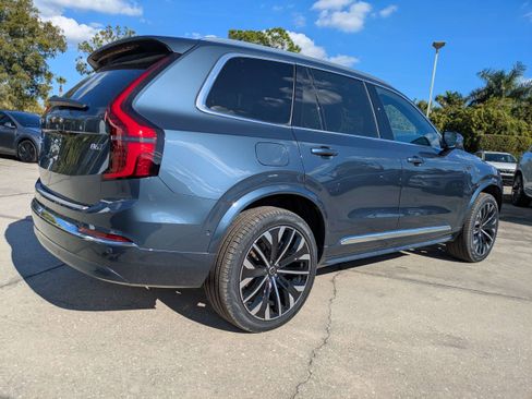 New 2026 Volvo XC90 B6 Plus w/ Protection Package Premier image 4