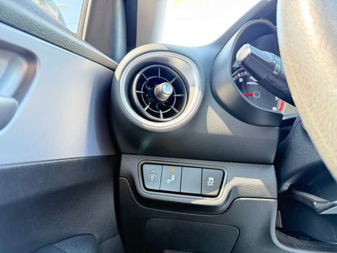 Used 2024 Kia Forte LXS w/ LXS Technology Package image 12