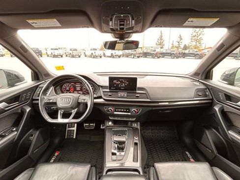 Used 2019 Audi SQ5 Premium Plus w/ Premium Plus Package image 11