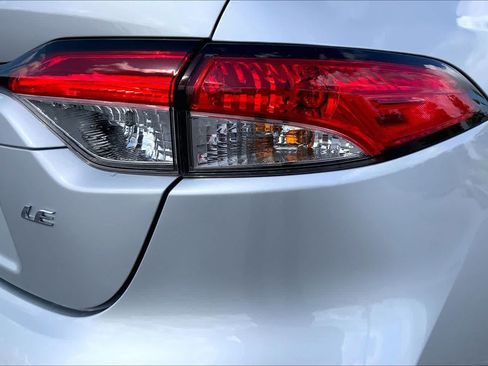 Used 2026 Toyota Corolla LE FWD image 30