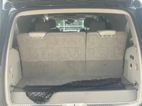 Used 2016 Cadillac Escalade Luxury AWD/4WD image 15