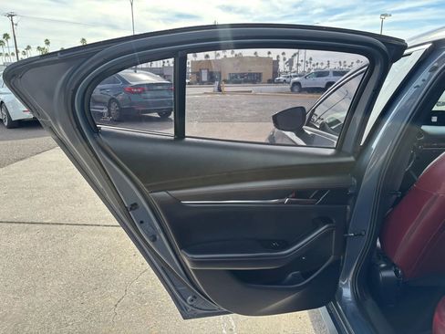 Used 2022 MAZDA MAZDA3 s image 30