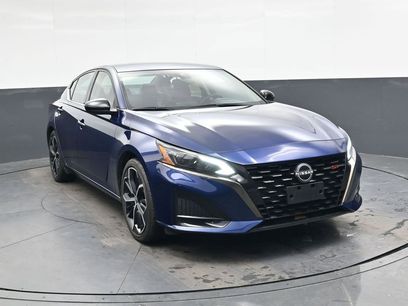 Used 2024 Nissan Altima 2.5 SR