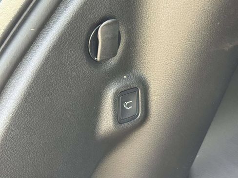 New 2026 Jeep Compass Limited AWD/4WD image 12