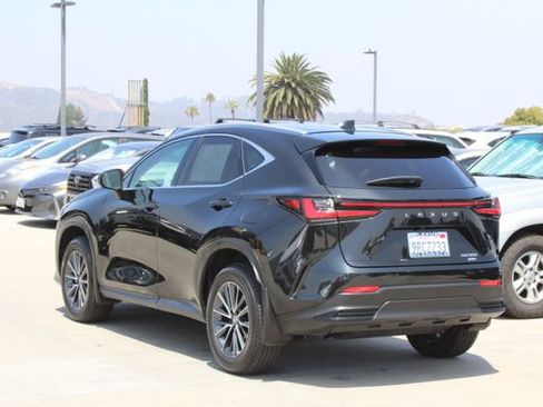 Certified 2025 Lexus NX 350 AWD w/ Accessory Package (2T) image 19