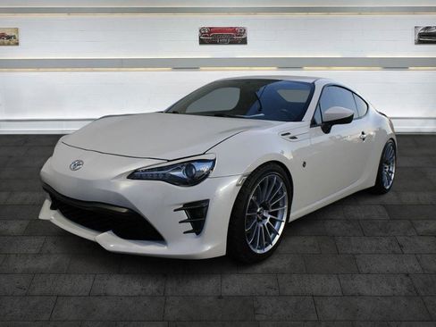 Used 2017 Toyota 86 image 3