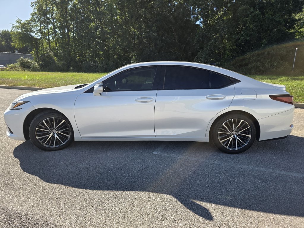 Certified 2023 Lexus ES 350 w/ Premium Package FWD image 6