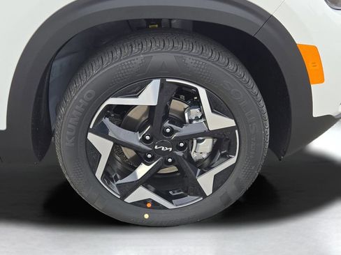New 2026 Kia Seltos S image 6