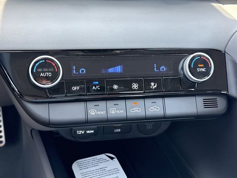 New 2026 Hyundai Elantra Sport FWD image 23