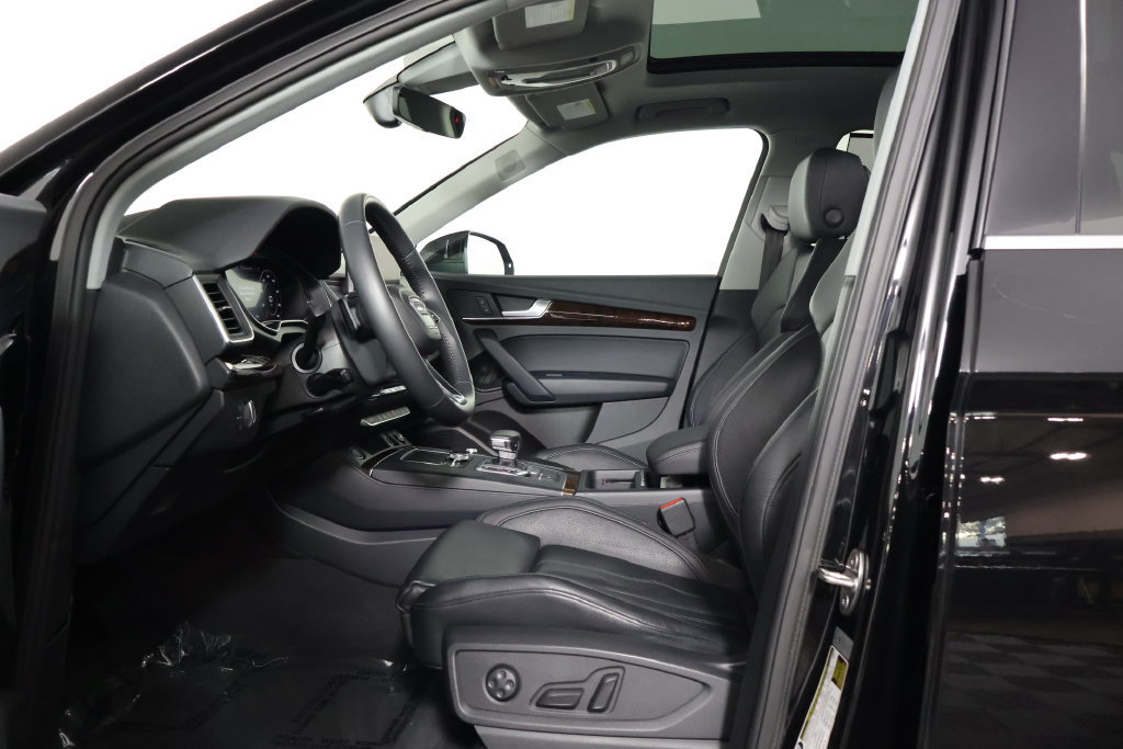 Used 2018 Audi Q5 2.0T Premium Plus AWD/4WD image 10