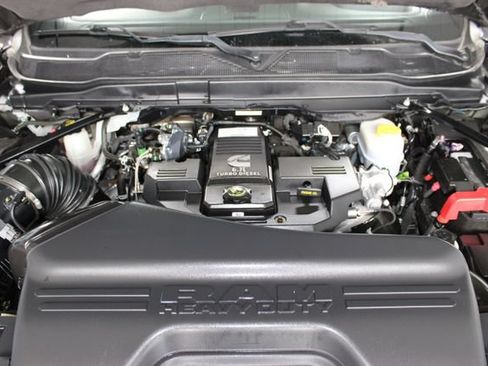 Used 2024 RAM 2500 Big Horn w/ Night Edition AWD/4WD image 29