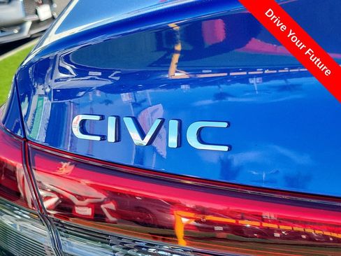 Used 2024 Honda Civic Touring image 27