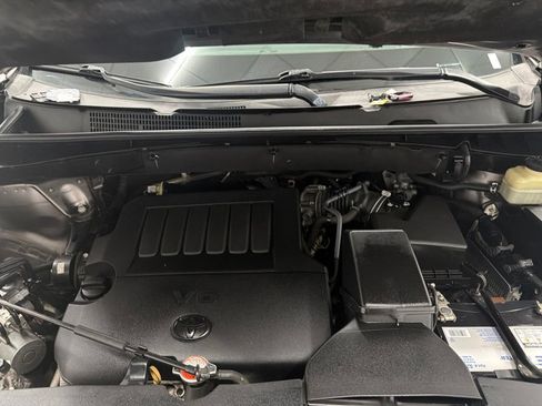 Used 2016 Toyota Highlander XLE FWD image 28