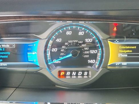 Used 2019 Ford Taurus Limited AWD/4WD image 12