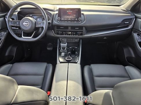 Used 2024 Nissan Rogue SV w/ SV Premium Package AWD/4WD image 16