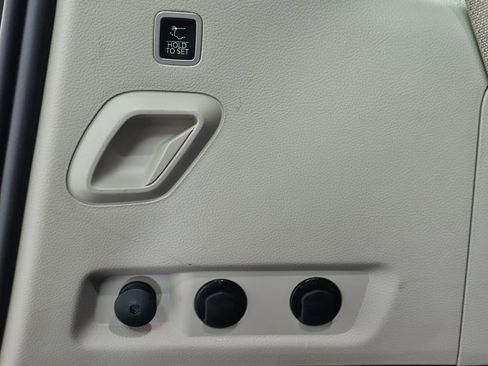 Used 2022 Jeep Wagoneer Series III image 12