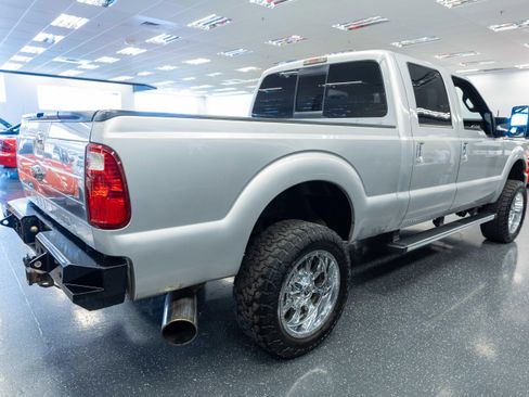 Used 2015 Ford F250 Platinum w/ FX4 Off-Road Package AWD/4WD image 5