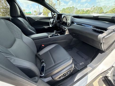 Used 2025 Lexus RX 350 FWD w/ Technology Package image 15