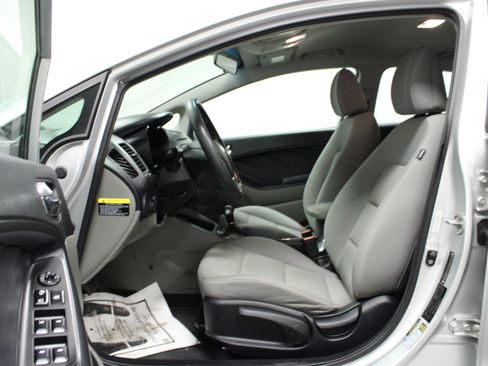 Used 2014 Kia Forte LX w/ Popular Package FWD image 12