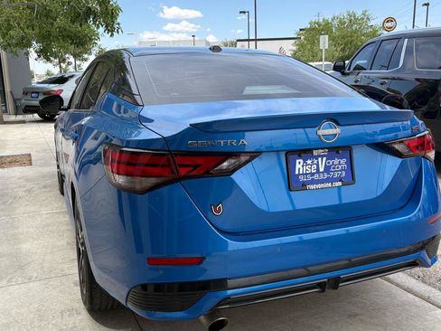 Used 2025 Nissan Sentra SR FWD image 9