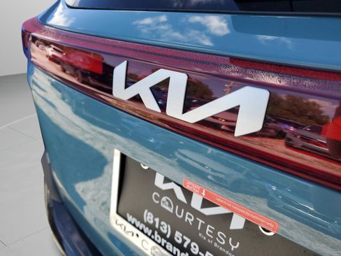 New 2026 Kia Seltos EX FWD image 30