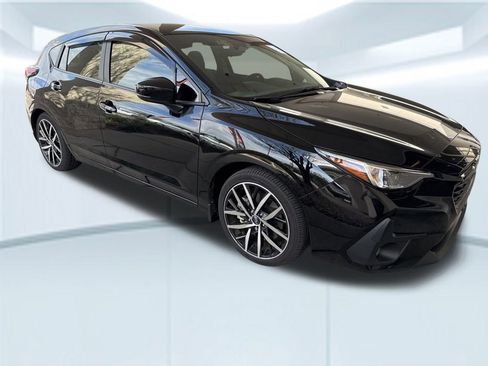 Used 2025 Subaru Impreza 2.0i Sport image 4