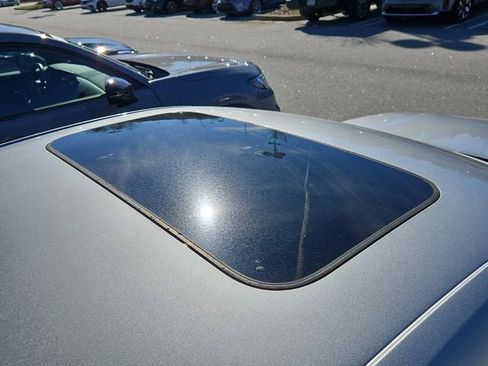 Used 2022 Honda Civic EX-L image 22