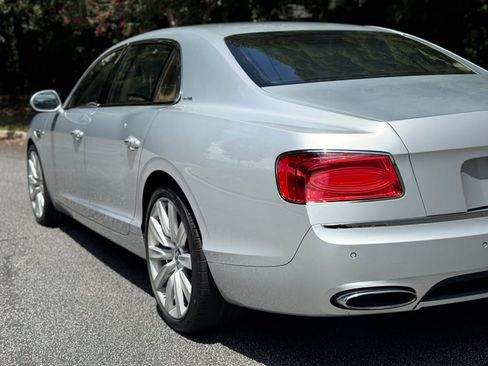Used 2014 Bentley Flying Spur W12 AWD/4WD image 16