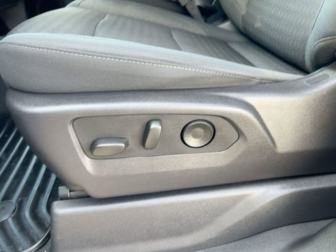 Certified 2024 Chevrolet Silverado 1500 Custom image 13