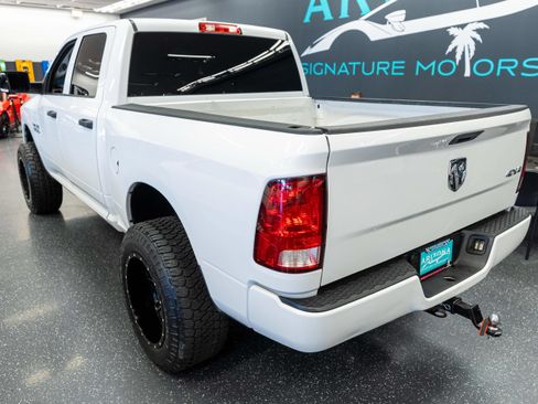 Used 2018 RAM 1500 Express AWD/4WD image 8