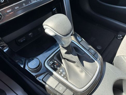 Used 2025 Kia Seltos S FWD image 36