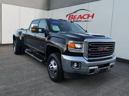 Used 2017 GMC Sierra 3500 SLT image 3