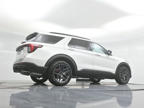 New 2025 Ford Explorer ST w/ Sun And Sound Package image 54